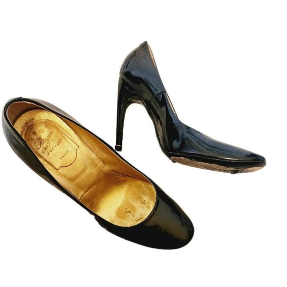 ROGER VIVIER BLACK PATENT LEATHER HEELS WITH GOLD ACCENT HEEL STRIPE SIZE 7
